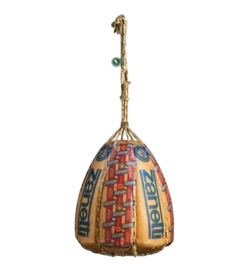 Provolone Valpadana Mandarino Sharp